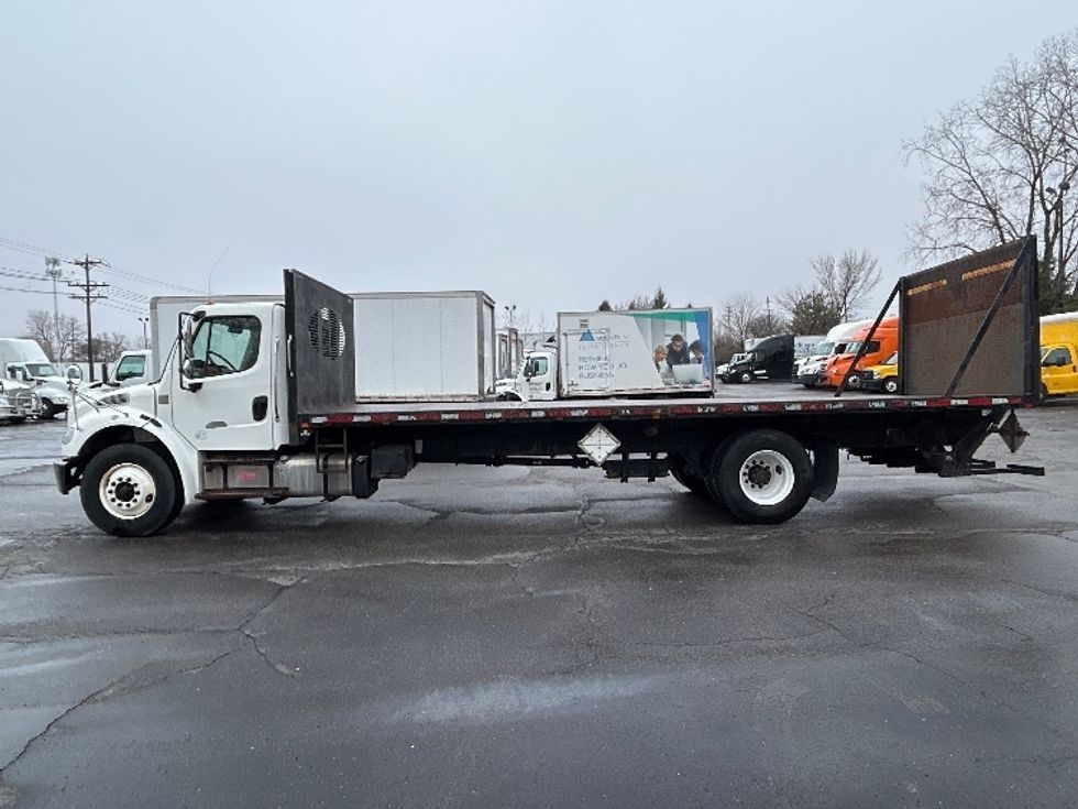 Flatbed Truck-Light and Medium Duty Trucks-Freightliner-2018-M2-Plymouth-MI-89,418\n\t\tmiles-$ 54,250 - Image 4