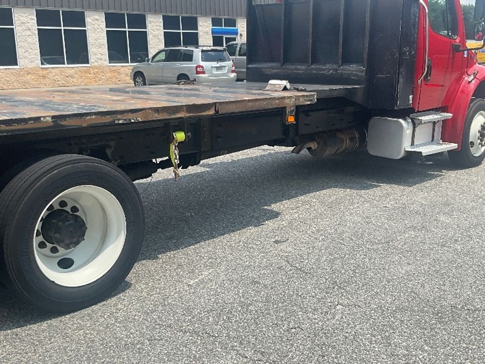Flatbed Truck-Light and Medium Duty Trucks-Freightliner-2018-M2-Prince George-VA-271,197\n\t\tmiles-$ 30,750 - Image 14