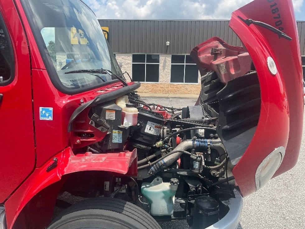Flatbed Truck-Light and Medium Duty Trucks-Freightliner-2018-M2-Prince George-VA-271,197\n\t\tmiles-$ 30,750 - Image 23