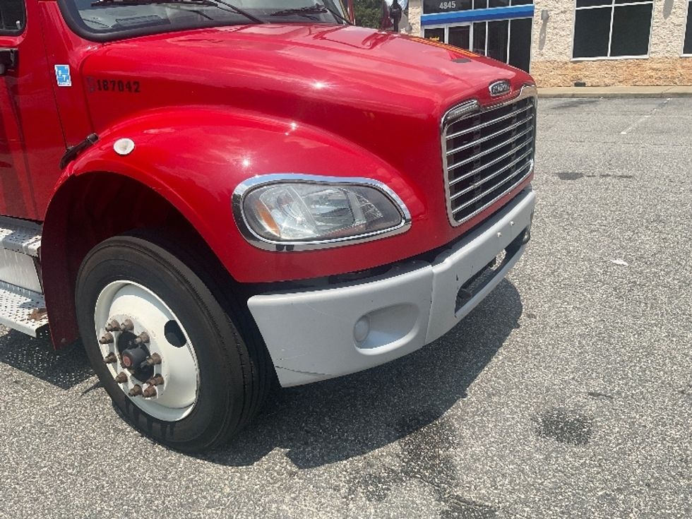 Flatbed Truck-Light and Medium Duty Trucks-Freightliner-2018-M2-Prince George-VA-271,197\n\t\tmiles-$ 30,750 - Image 28