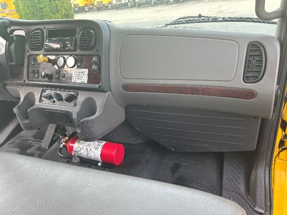 Flatbed Truck-Light and Medium Duty Trucks-Freightliner-2018-M2-Prince George-VA-41,946\n\t\tmiles-$ 56,500 - Image 21