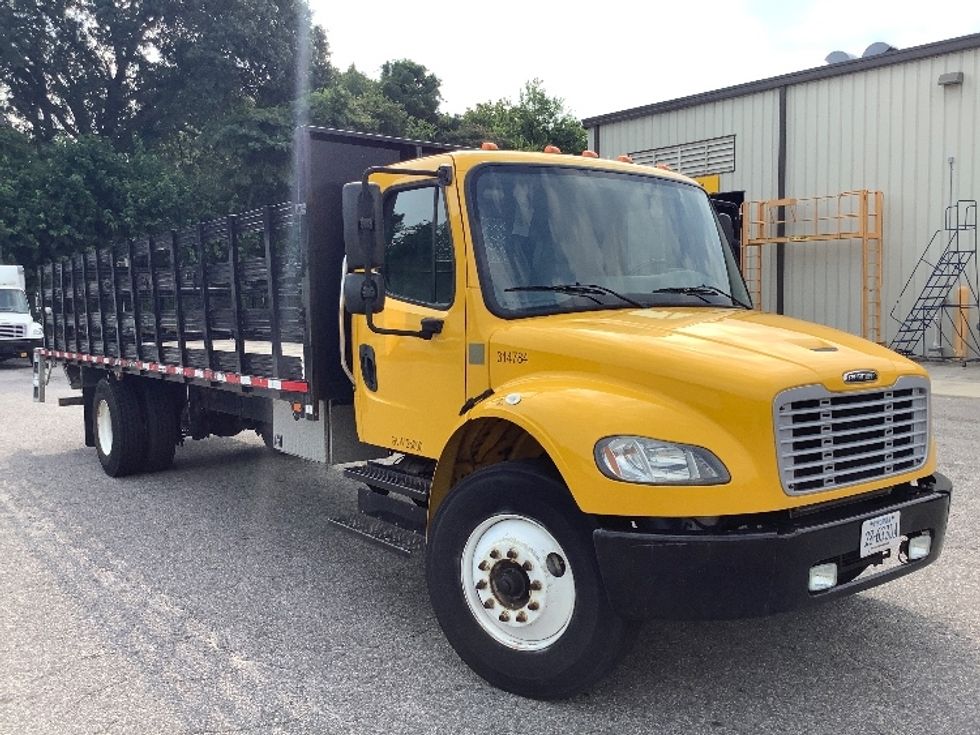 Flatbed Truck-Light and Medium Duty Trucks-Freightliner-2018-M2-Prince George-VA-47,811\n\t\tmiles-$ 62,000 - Image 1