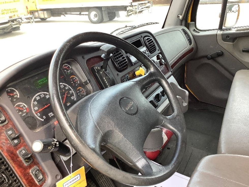 Flatbed Truck-Light and Medium Duty Trucks-Freightliner-2018-M2-Prince George-VA-47,811\n\t\tmiles-$ 62,000 - Image 18