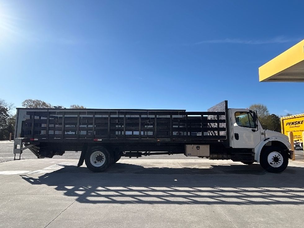 Flatbed Truck-Light and Medium Duty Trucks-Freightliner-2018-M2-Prince George-VA-53,826\n\t\tmiles-$ 56,000 - Image 14