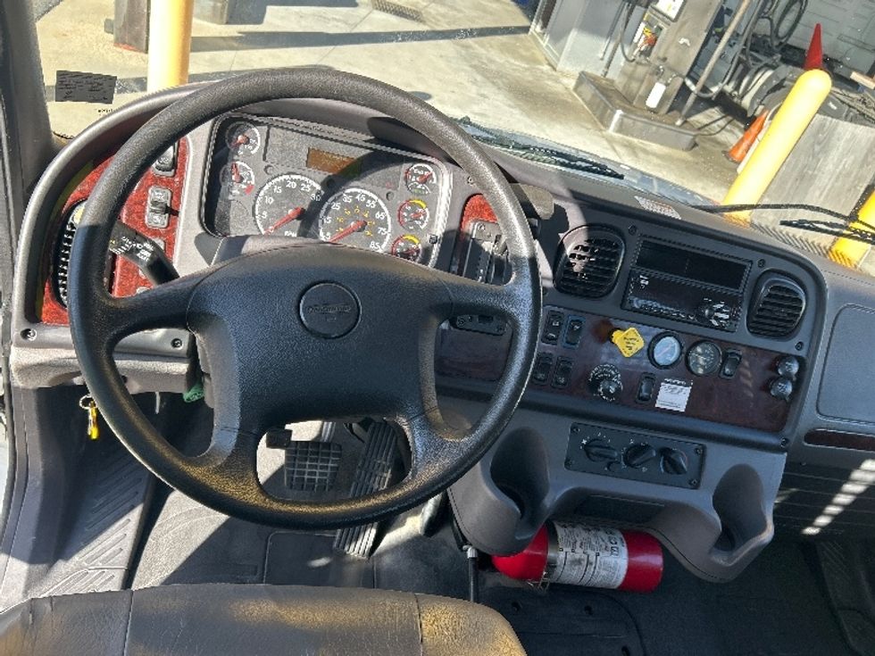 Flatbed Truck-Light and Medium Duty Trucks-Freightliner-2018-M2-Prince George-VA-53,826\n\t\tmiles-$ 56,000 - Image 17