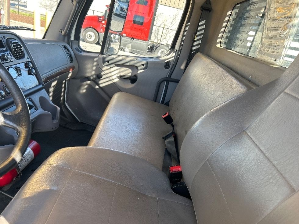 Flatbed Truck-Light and Medium Duty Trucks-Freightliner-2018-M2-Prince George-VA-53,826\n\t\tmiles-$ 56,000 - Image 18