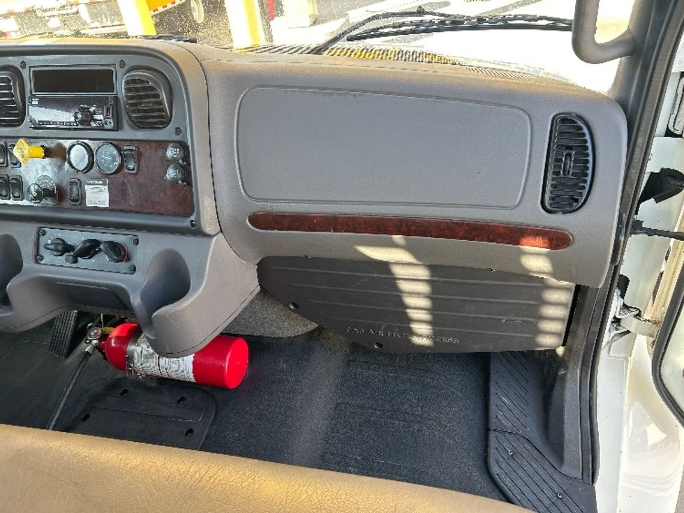 Flatbed Truck-Light and Medium Duty Trucks-Freightliner-2018-M2-Prince George-VA-53,826\n\t\tmiles-$ 56,000 - Image 20