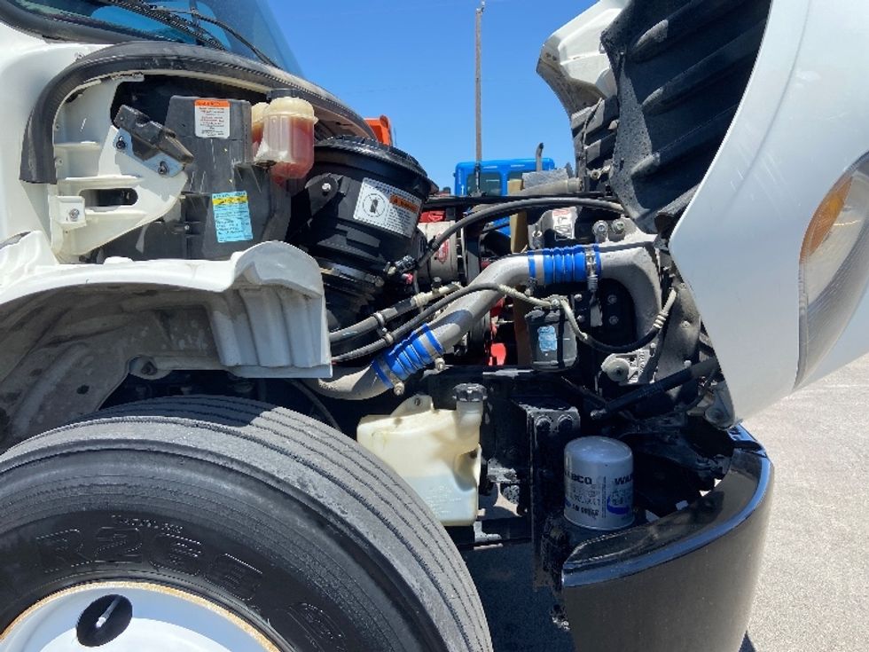 Flatbed Truck-Light and Medium Duty Trucks-Freightliner-2018-M2-San Antonio-TX-102,834\n\t\tmiles-$ 51,250 - Image 19