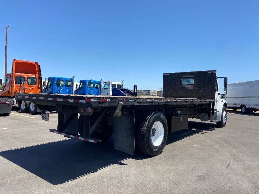 Flatbed Truck-Light and Medium Duty Trucks-Freightliner-2018-M2-San Antonio-TX-102,834\n\t\tmiles-$ 51,250 - Image 9
