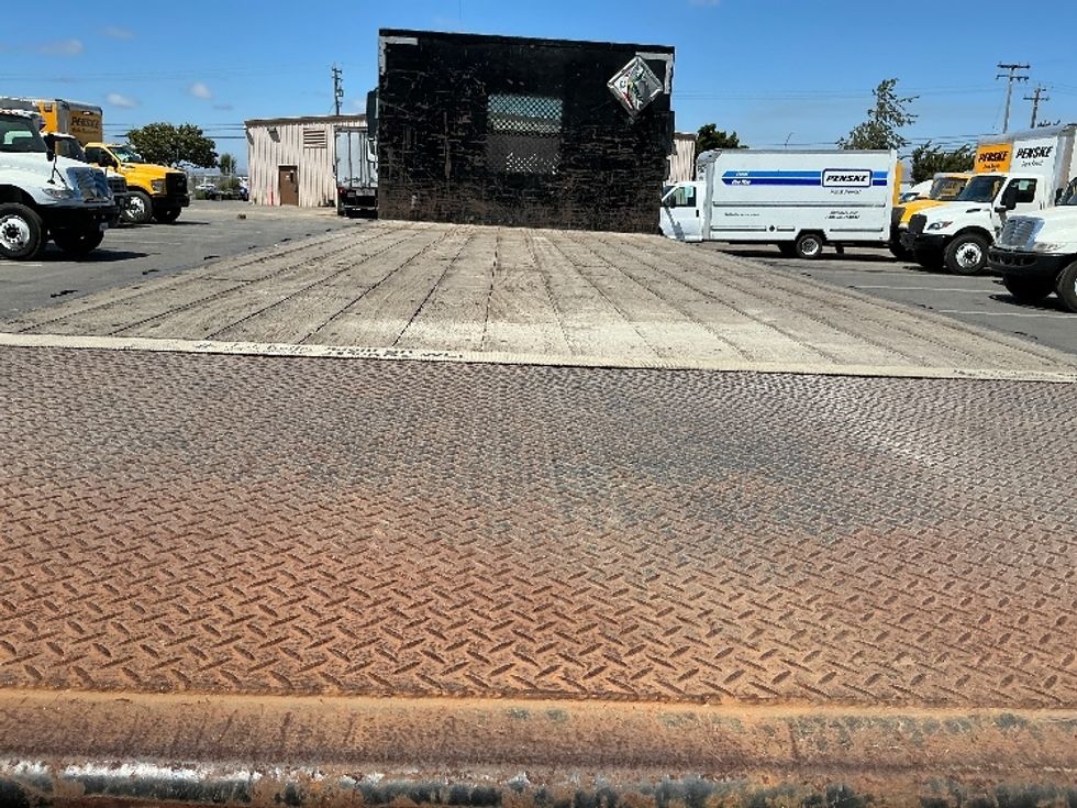 Flatbed Truck-Light and Medium Duty Trucks-Freightliner-2018-M2-Santa Maria-CA-186,473\n\t\tmiles-$ 66,500 - Image 10