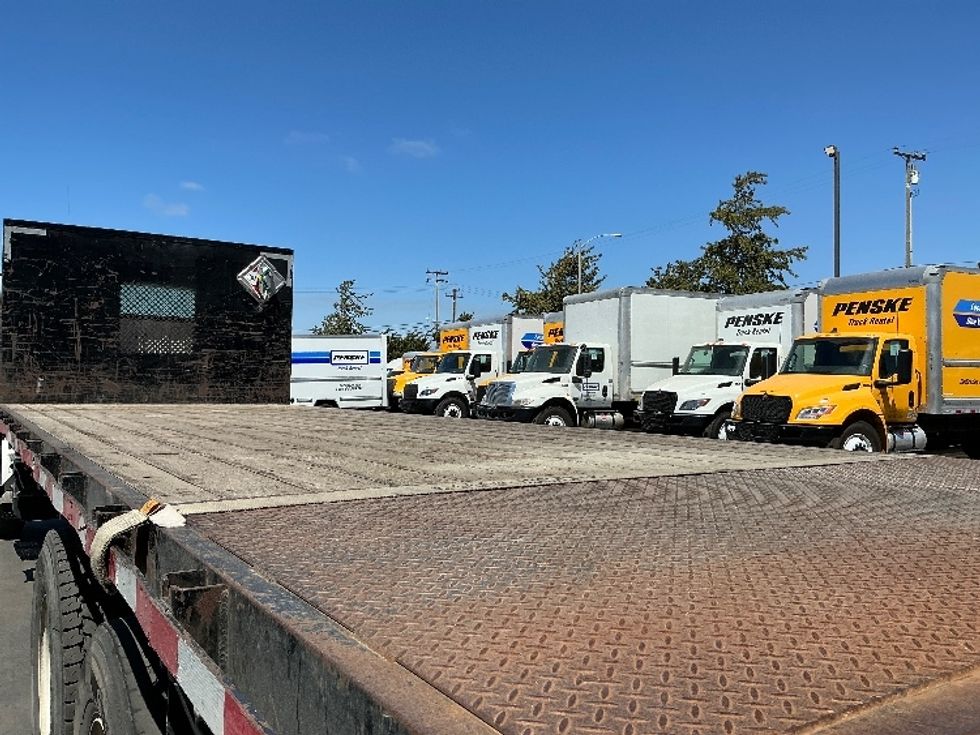 Flatbed Truck-Light and Medium Duty Trucks-Freightliner-2018-M2-Santa Maria-CA-186,473\n\t\tmiles-$ 66,500 - Image 12