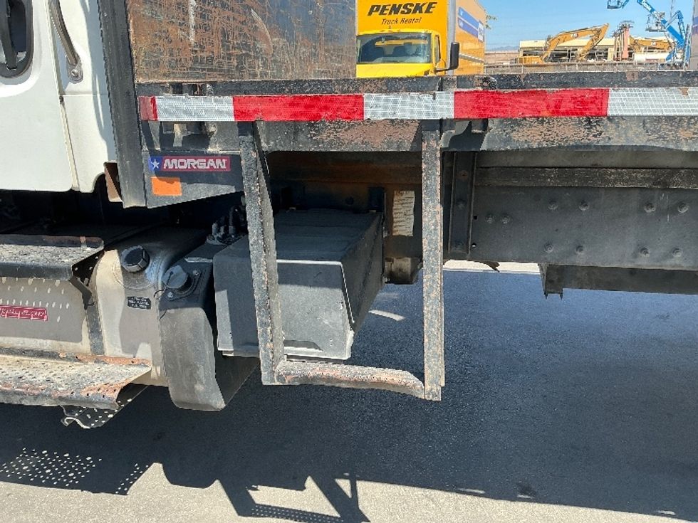 Flatbed Truck-Light and Medium Duty Trucks-Freightliner-2018-M2-Santa Maria-CA-186,473\n\t\tmiles-$ 66,500 - Image 24