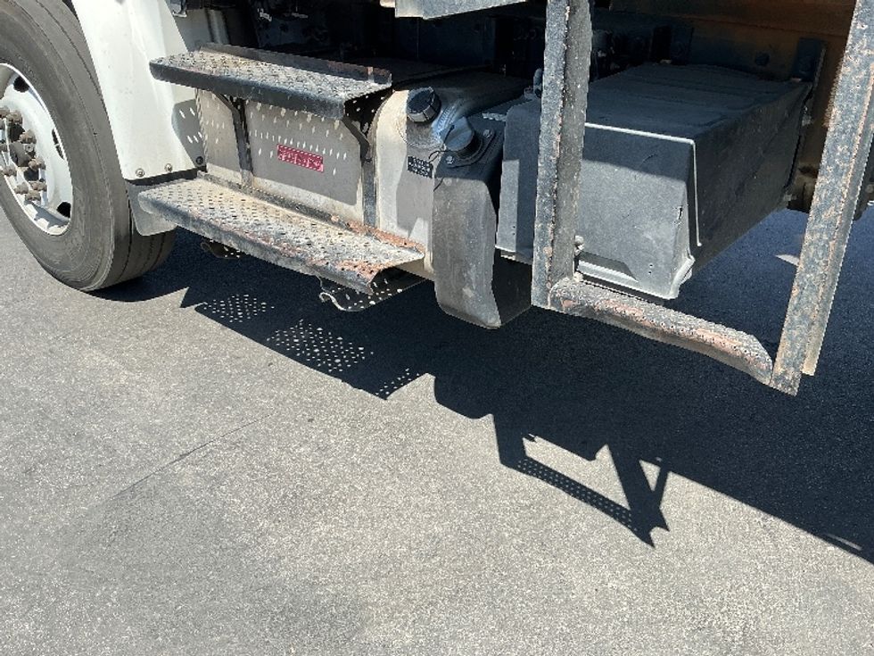 Flatbed Truck-Light and Medium Duty Trucks-Freightliner-2018-M2-Santa Maria-CA-186,473\n\t\tmiles-$ 66,500 - Image 27