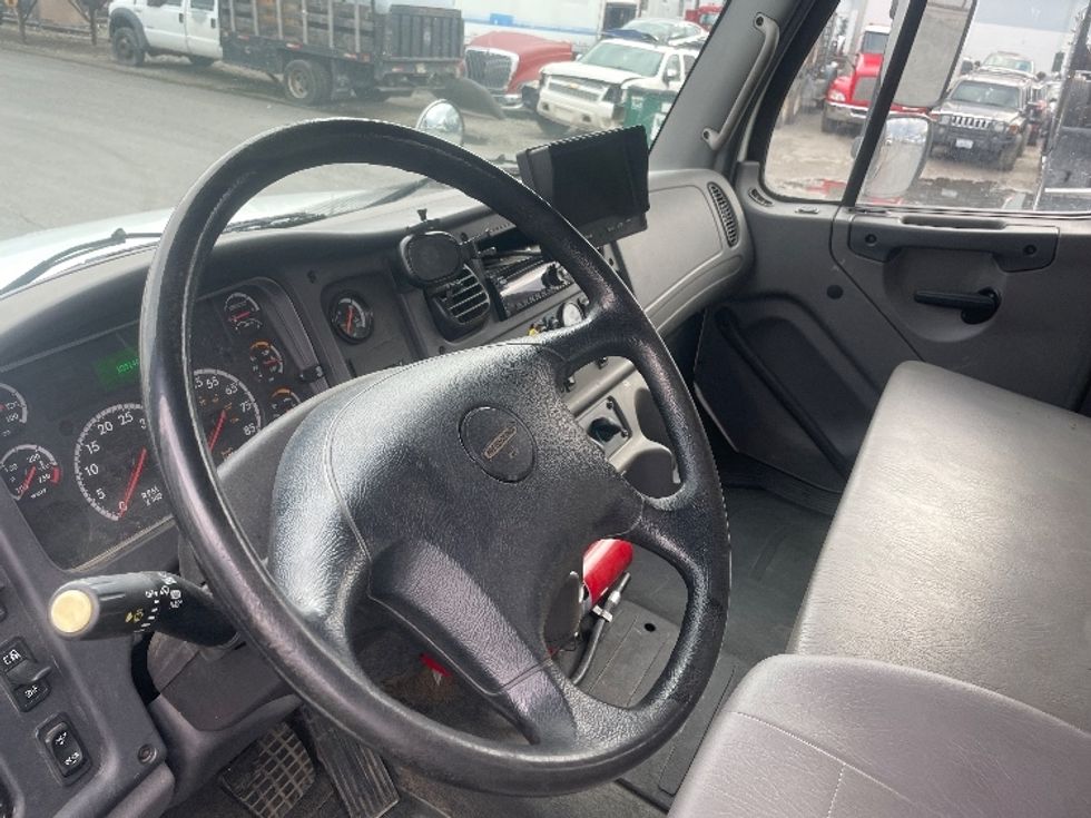 Flatbed Truck-Light and Medium Duty Trucks-Freightliner-2018-M2-Spokane Valley-WA-105,148\n\t\tmiles-$ 66,000 - Image 17