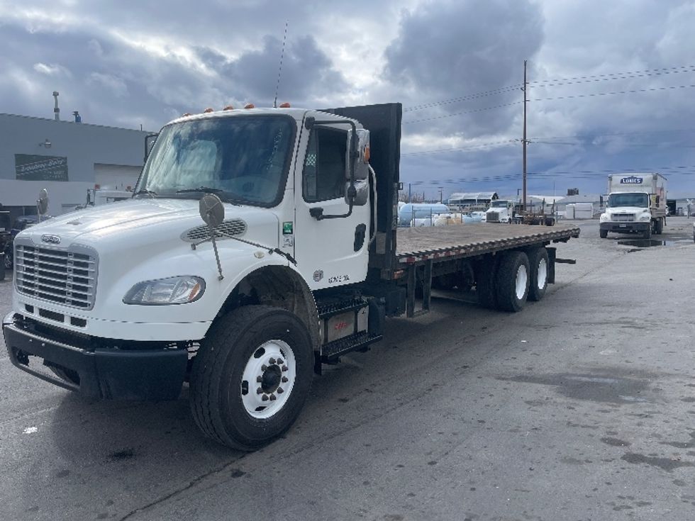 Flatbed Truck-Light and Medium Duty Trucks-Freightliner-2018-M2-Spokane Valley-WA-105,148\n\t\tmiles-$ 66,000 - Image 3