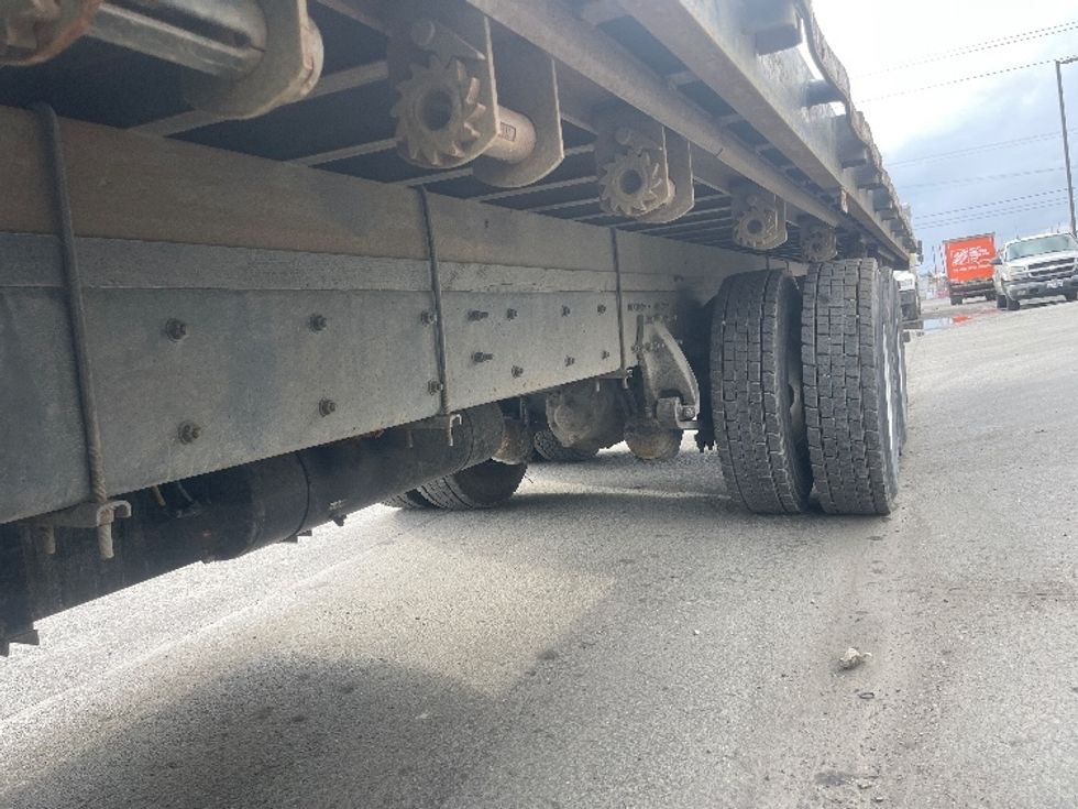 Flatbed Truck-Light and Medium Duty Trucks-Freightliner-2018-M2-Spokane Valley-WA-105,148\n\t\tmiles-$ 66,000 - Image 5