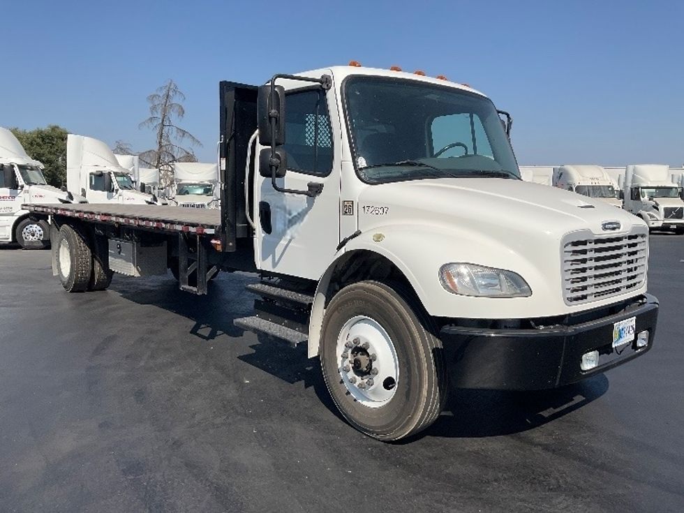 Flatbed Truck-Light and Medium Duty Trucks-Freightliner-2018-M2-Stockton-CA-156,048\n\t\tmiles-$ 46,000 - Image 1