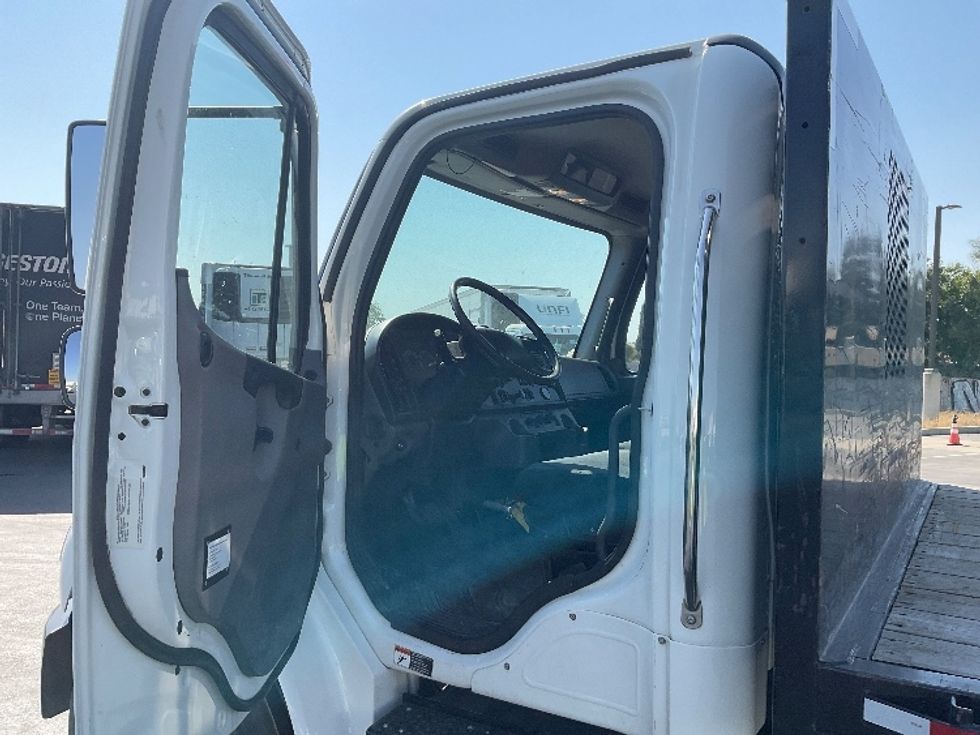 Flatbed Truck-Light and Medium Duty Trucks-Freightliner-2018-M2-Stockton-CA-156,048\n\t\tmiles-$ 46,000 - Image 12