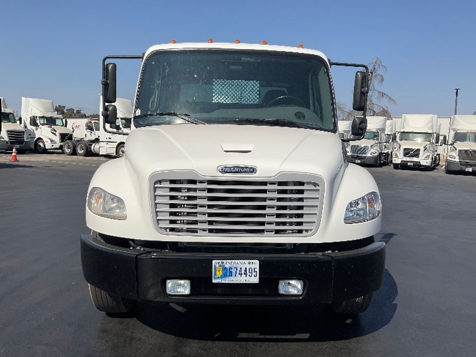 Flatbed Truck-Light and Medium Duty Trucks-Freightliner-2018-M2-Stockton-CA-156,048\n\t\tmiles-$ 46,000 - Image 2