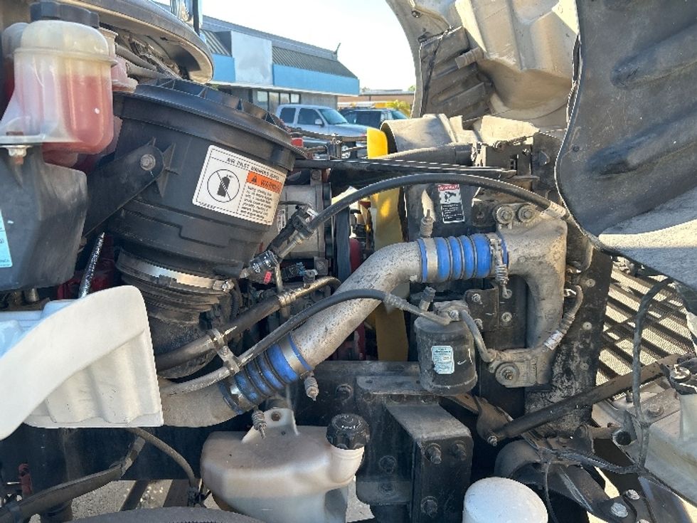 Flatbed Truck-Light and Medium Duty Trucks-Freightliner-2018-M2-Tampa-FL-129,926\n\t\tmiles-$ 53,500 - Image 23