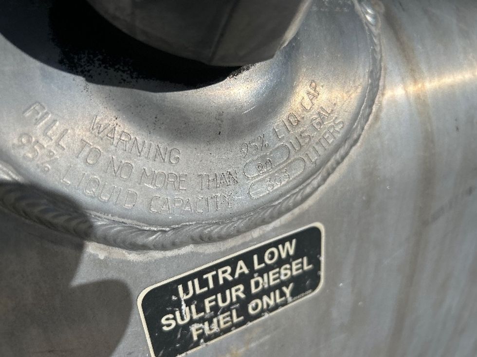 Flatbed Truck-Light and Medium Duty Trucks-Freightliner-2018-M2-Tampa-FL-129,926\n\t\tmiles-$ 53,500 - Image 25