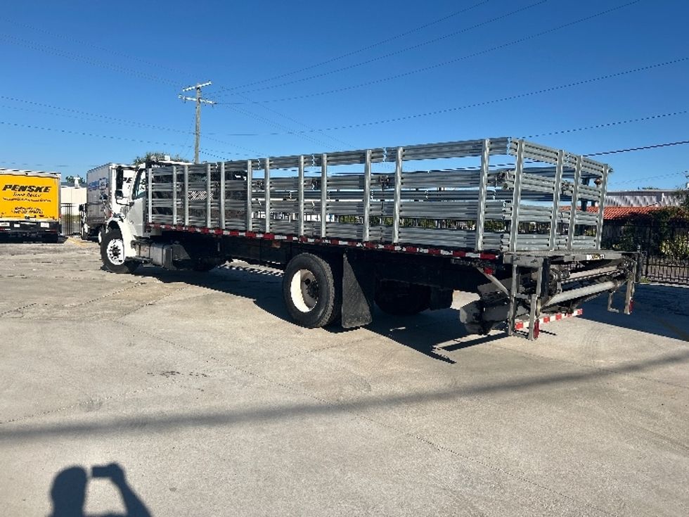 Flatbed Truck-Light and Medium Duty Trucks-Freightliner-2018-M2-Tampa-FL-129,926\n\t\tmiles-$ 53,500 - Image 6