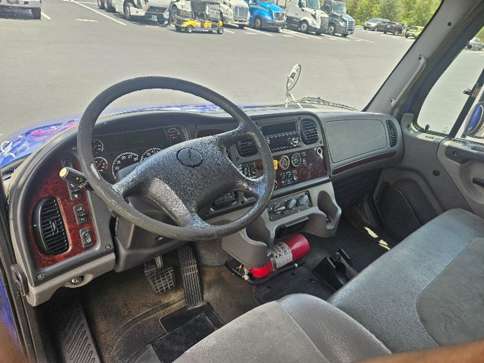 Flatbed Truck-Light and Medium Duty Trucks-Freightliner-2018-M2-Tampa-FL-339,349\n\t\tmiles-$ 20,250 - Image 12