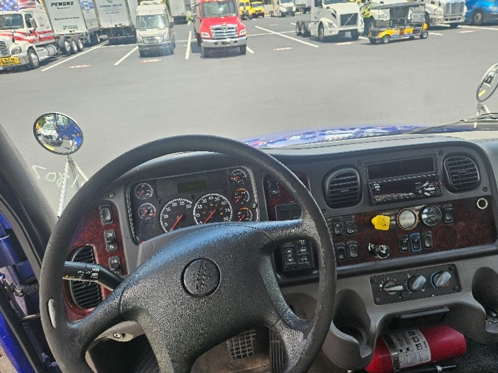 Flatbed Truck-Light and Medium Duty Trucks-Freightliner-2018-M2-Tampa-FL-339,349\n\t\tmiles-$ 20,250 - Image 13