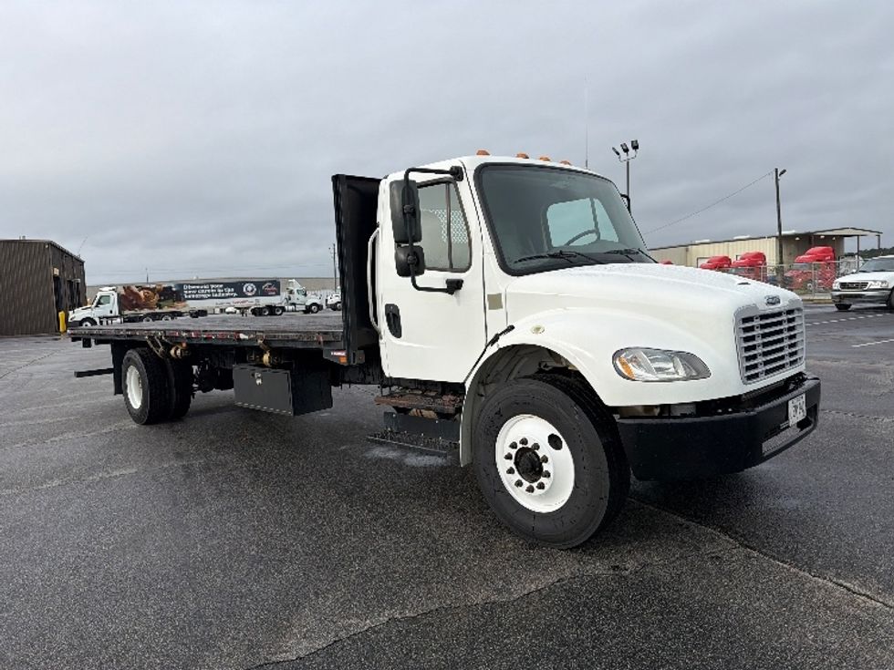 Flatbed Truck-Light and Medium Duty Trucks-Freightliner-2018-M2-Tifton-GA-221,980\n\t\tmiles-$ 39,750 - Image 1