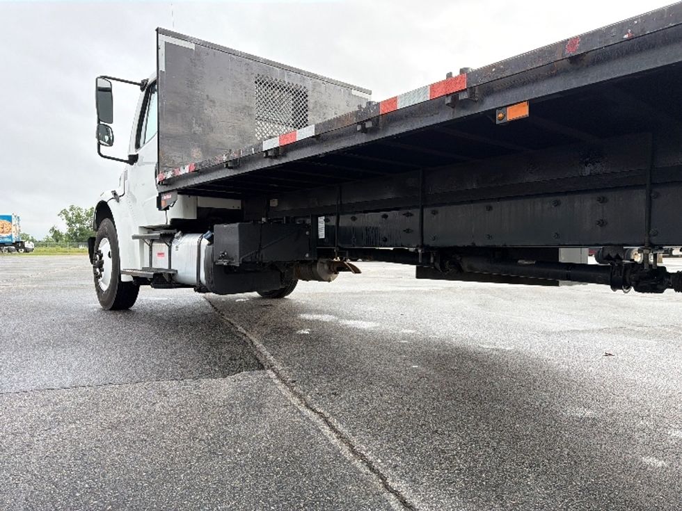 Flatbed Truck-Light and Medium Duty Trucks-Freightliner-2018-M2-Tifton-GA-221,980\n\t\tmiles-$ 39,750 - Image 5