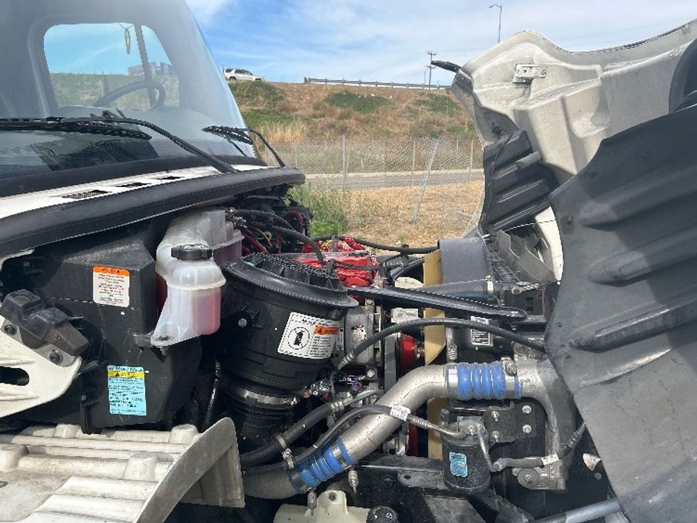 Flatbed Truck-Light and Medium Duty Trucks-Freightliner-2018-M2-Torrance-CA-186,039\n\t\tmiles-$ 45,000 - Image 18