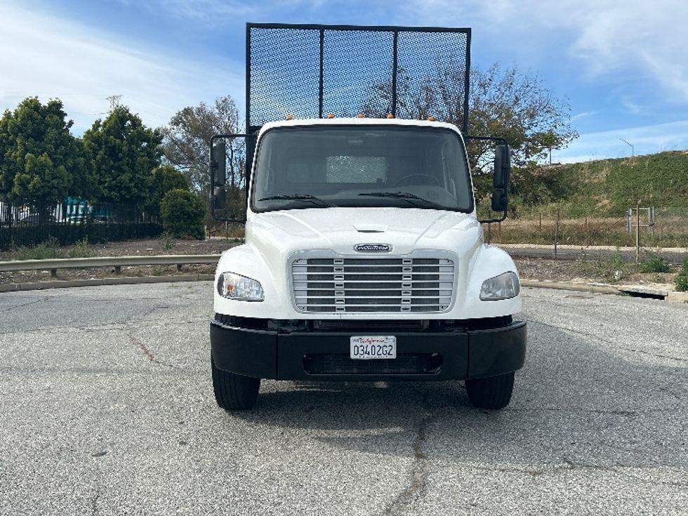 Flatbed Truck-Light and Medium Duty Trucks-Freightliner-2018-M2-Torrance-CA-186,039\n\t\tmiles-$ 45,000 - Image 2