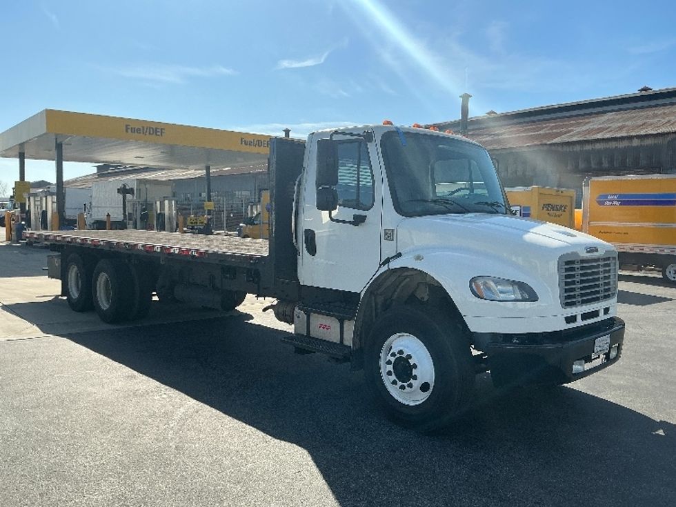 Flatbed Truck-Light and Medium Duty Trucks-Freightliner-2018-M2-Torrance-CA-204,741\n\t\tmiles-$ 55,750 - Image 1