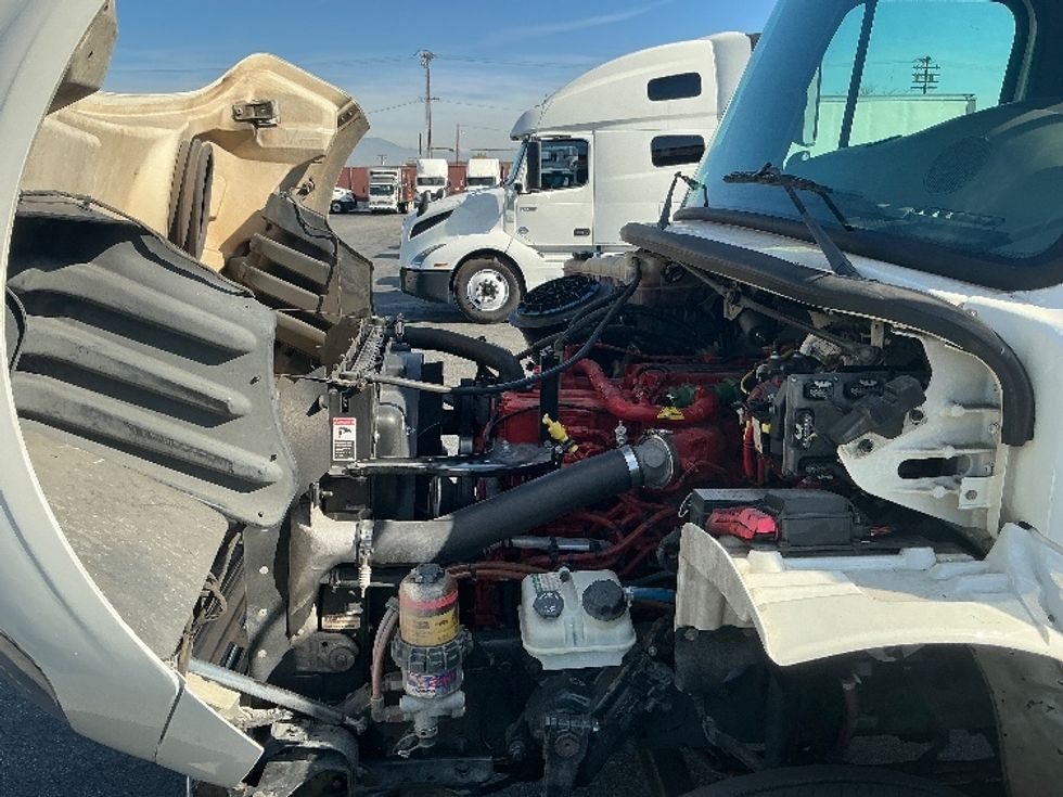 Flatbed Truck-Light and Medium Duty Trucks-Freightliner-2018-M2-Torrance-CA-204,741\n\t\tmiles-$ 55,750 - Image 24