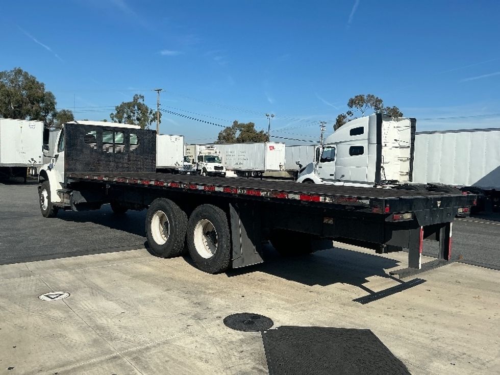 Flatbed Truck-Light and Medium Duty Trucks-Freightliner-2018-M2-Torrance-CA-204,741\n\t\tmiles-$ 55,750 - Image 6