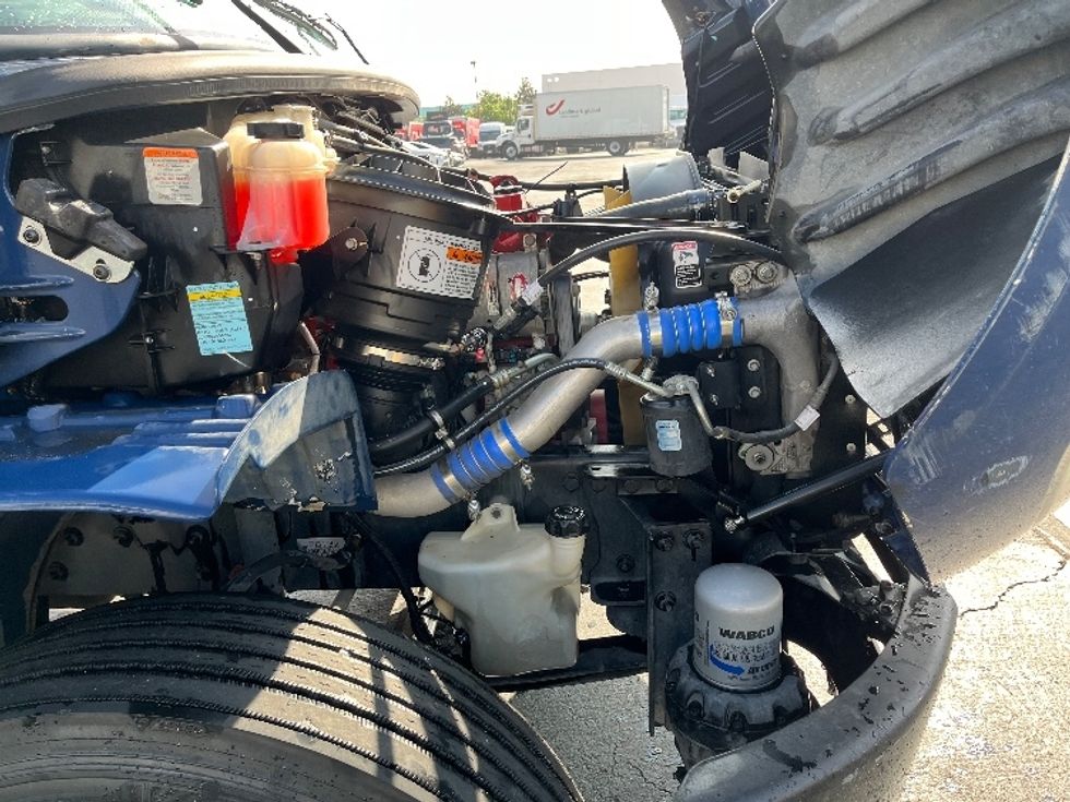 Flatbed Truck-Light and Medium Duty Trucks-Freightliner-2018-M2-Torrance-CA-206,857\n\t\tmiles-$ 39,750 - Image 22