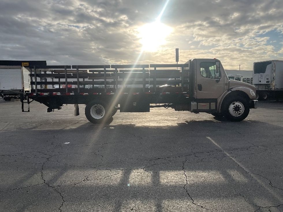 Flatbed Truck-Light and Medium Duty Trucks-Freightliner-2018-M2-Torrance-CA-239,567\n\t\tmiles-$ 32,750 - Image 15