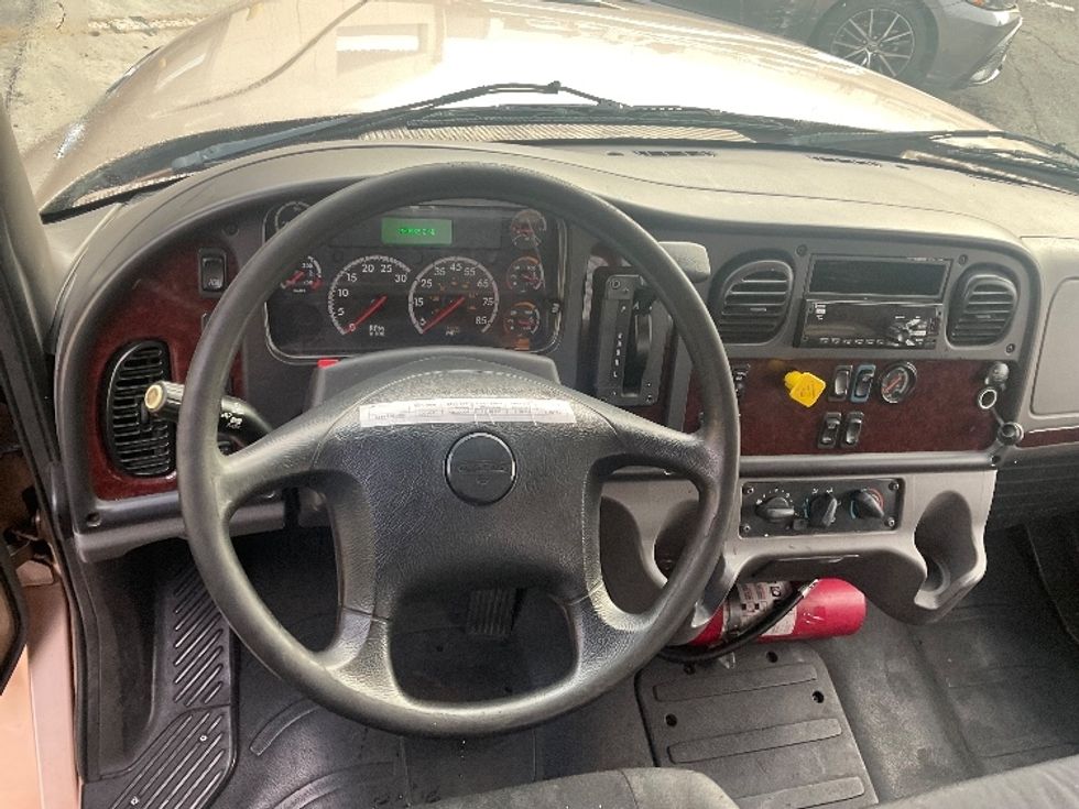 Flatbed Truck-Light and Medium Duty Trucks-Freightliner-2018-M2-Torrance-CA-239,567\n\t\tmiles-$ 32,750 - Image 18