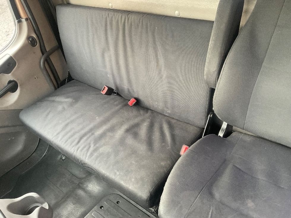 Flatbed Truck-Light and Medium Duty Trucks-Freightliner-2018-M2-Torrance-CA-239,567\n\t\tmiles-$ 32,750 - Image 19