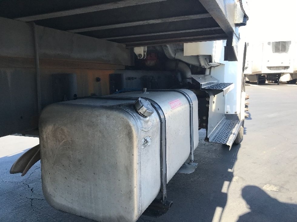 Flatbed Truck-Light and Medium Duty Trucks-Freightliner-2018-M2-Torrance-CA-318,288\n\t\tmiles-$ 32,250 - Image 14