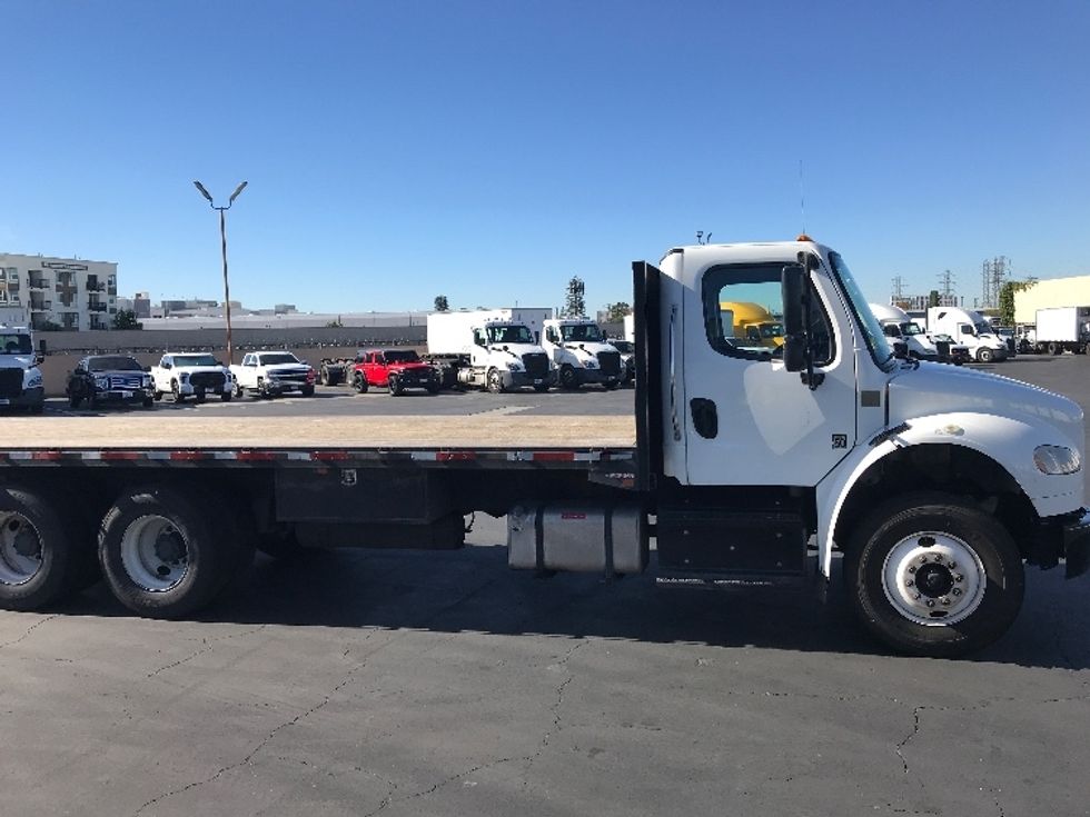Flatbed Truck-Light and Medium Duty Trucks-Freightliner-2018-M2-Torrance-CA-318,288\n\t\tmiles-$ 32,250 - Image 15