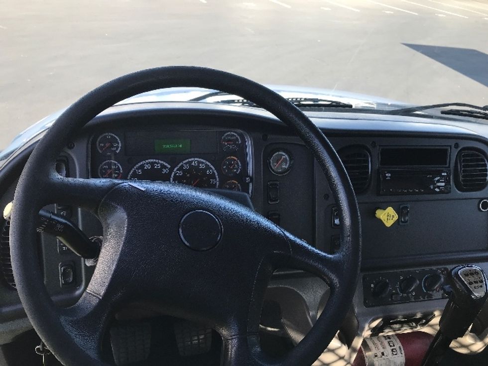 Flatbed Truck-Light and Medium Duty Trucks-Freightliner-2018-M2-Torrance-CA-318,288\n\t\tmiles-$ 32,250 - Image 18