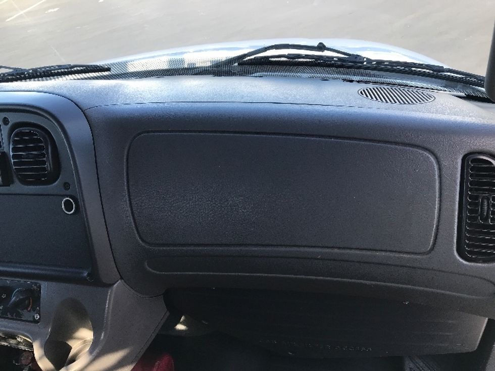 Flatbed Truck-Light and Medium Duty Trucks-Freightliner-2018-M2-Torrance-CA-318,288\n\t\tmiles-$ 32,250 - Image 21