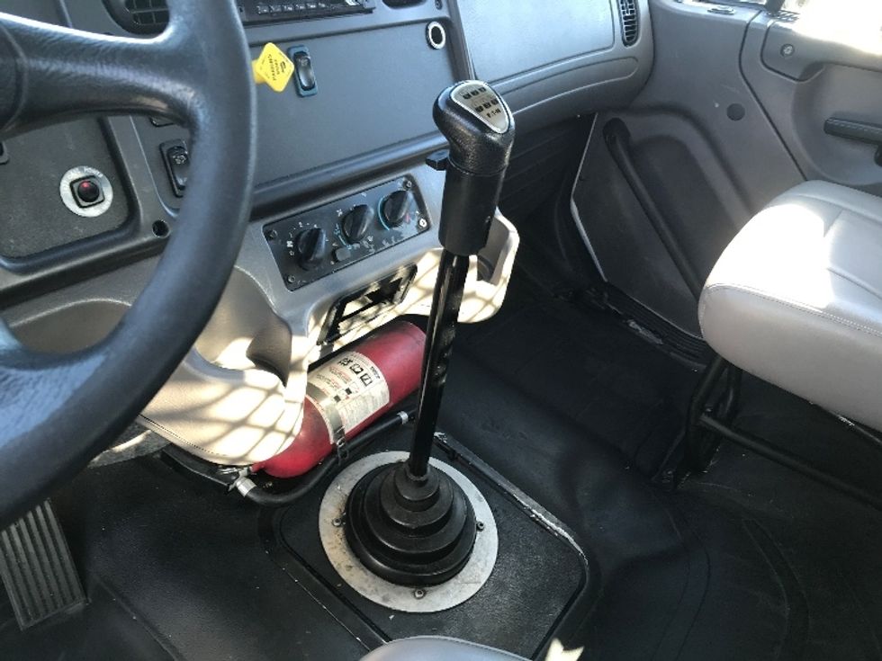 Flatbed Truck-Light and Medium Duty Trucks-Freightliner-2018-M2-Torrance-CA-318,288\n\t\tmiles-$ 32,250 - Image 25