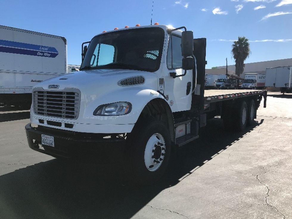 Flatbed Truck-Light and Medium Duty Trucks-Freightliner-2018-M2-Torrance-CA-318,288\n\t\tmiles-$ 32,250 - Image 3
