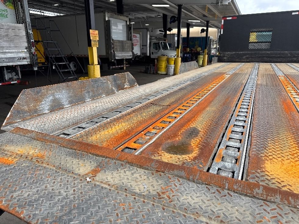 Flatbed Truck-Light and Medium Duty Trucks-Freightliner-2018-M2-Torrance-CA-70,614\n\t\tmiles-$ 46,250 - Image 11