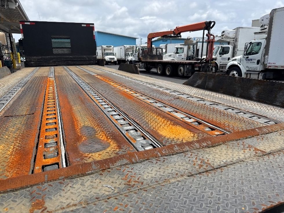 Flatbed Truck-Light and Medium Duty Trucks-Freightliner-2018-M2-Torrance-CA-70,614\n\t\tmiles-$ 46,250 - Image 12