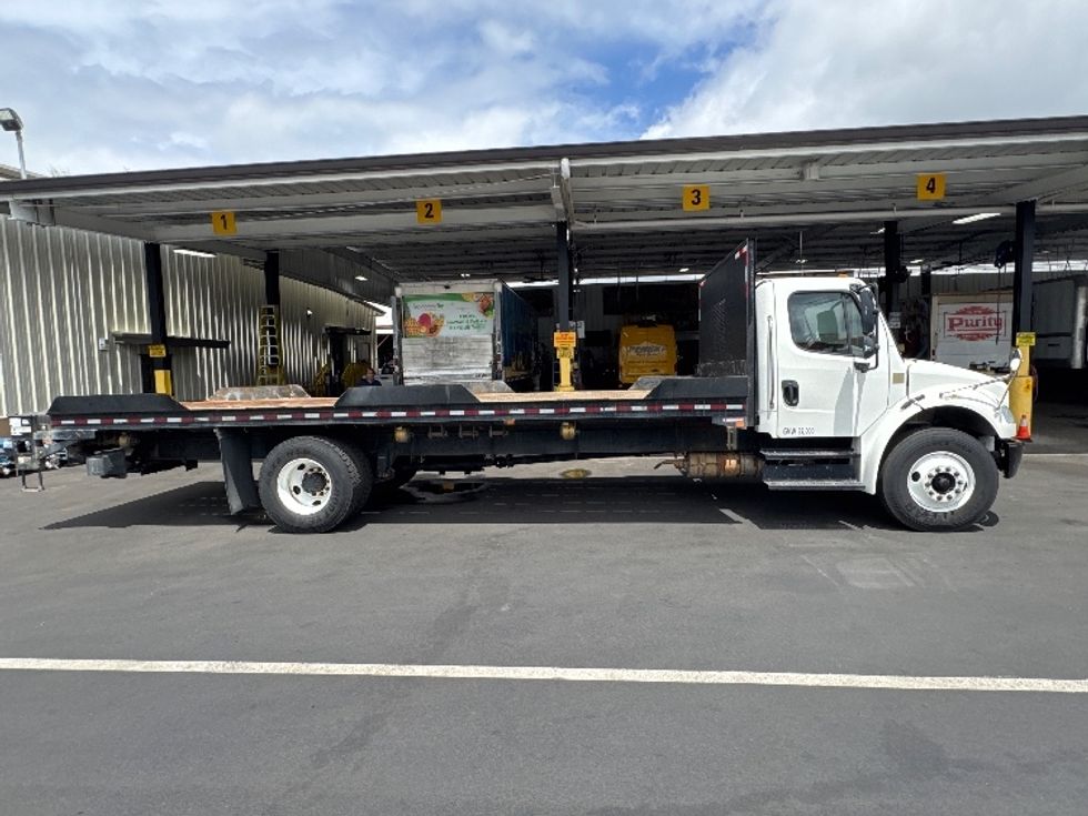 Flatbed Truck-Light and Medium Duty Trucks-Freightliner-2018-M2-Torrance-CA-70,614\n\t\tmiles-$ 46,250 - Image 15