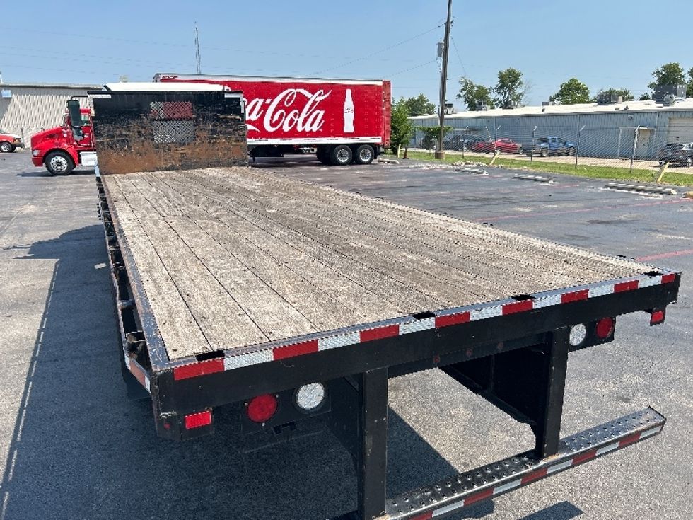 Flatbed Truck-Light and Medium Duty Trucks-Freightliner-2018-M2-Tulsa-OK-197,206\n\t\tmiles-$ 38,750 - Image 10