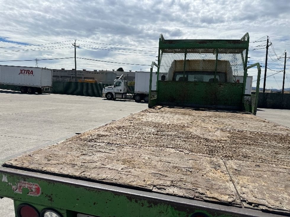 Flatbed Truck-Light and Medium Duty Trucks-Freightliner-2018-M2-West Sacramento-CA-172,943\n\t\tmiles-$ 56,750 - Image 11